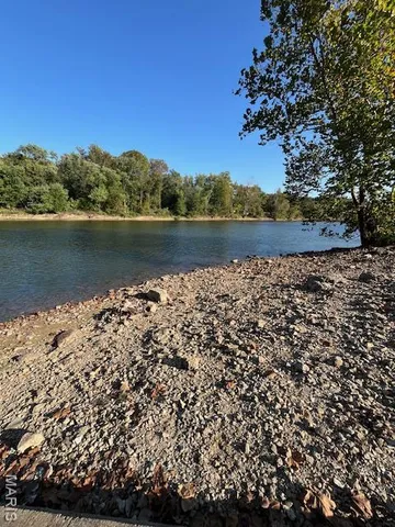 $599,000 | 28 Monroe Hills Lane, Linn, MO 65051