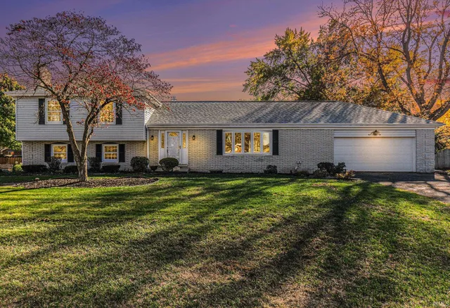 $374,900 | 3009 East Lake Drive South, Elkhart, IN 46514