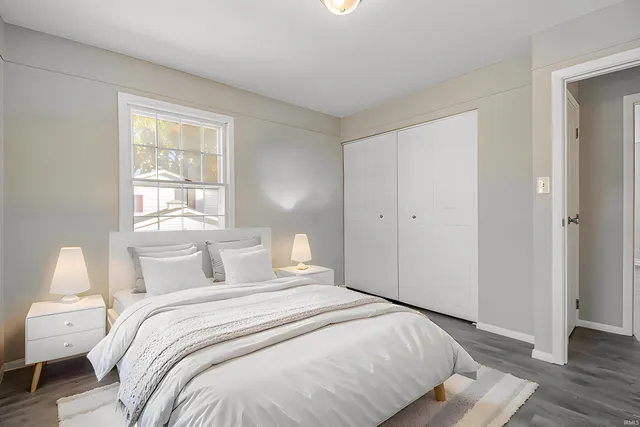 $374,900 | 3009 East Lake Drive South, Elkhart, IN 46514