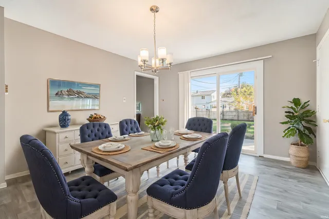 $374,900 | 3009 East Lake Drive South, Elkhart, IN 46514