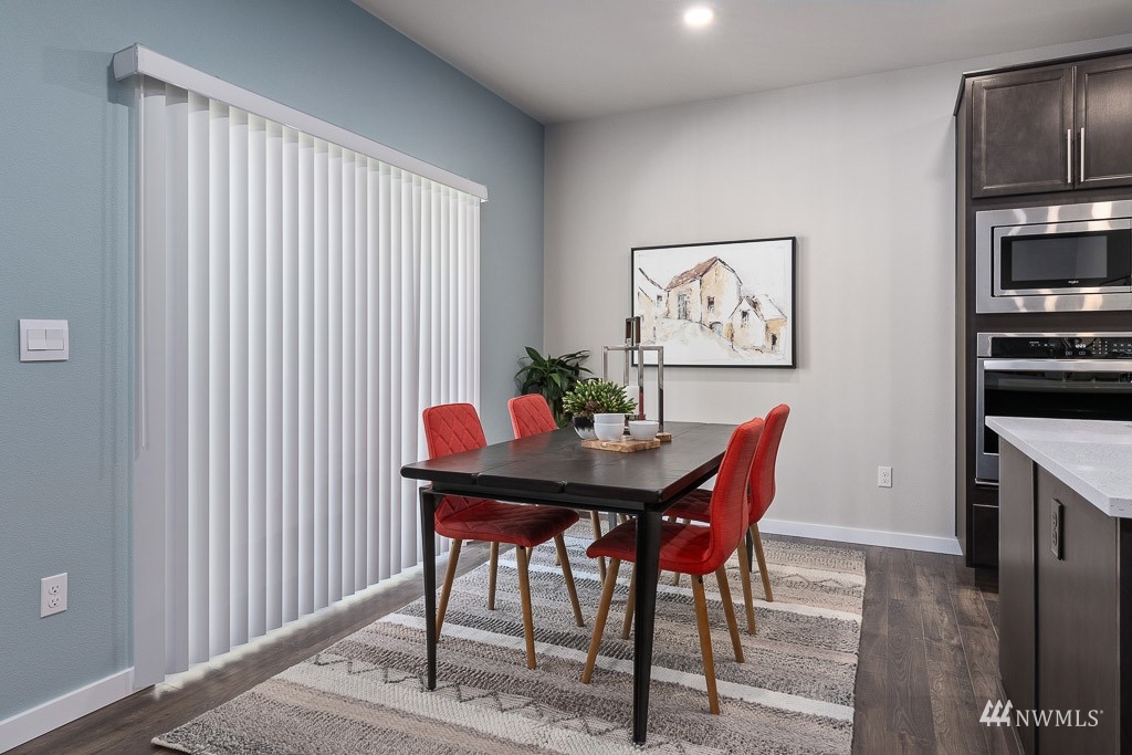 614 215th Street Southeast, Unit RM5 Bothell, WA 98021 - Photo 10 of 29 a view of a dining room with furniture