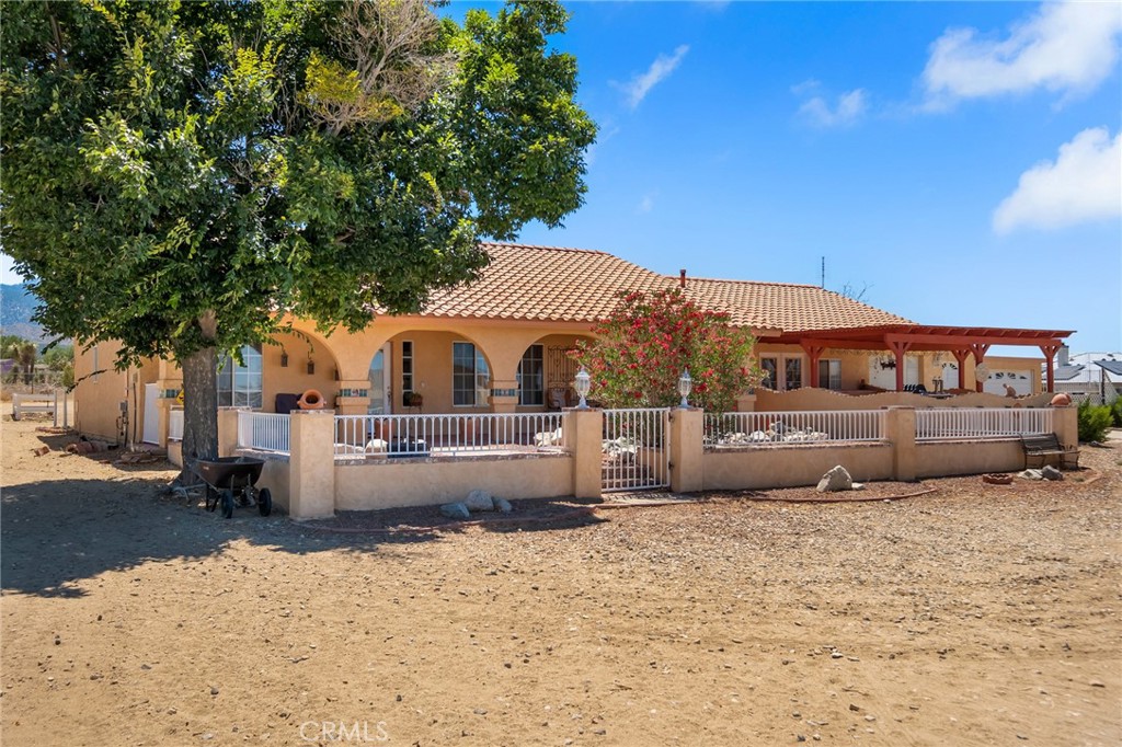 12274 Mountain Road Pinon Hills, CA 92372 - Photo 4 of 110