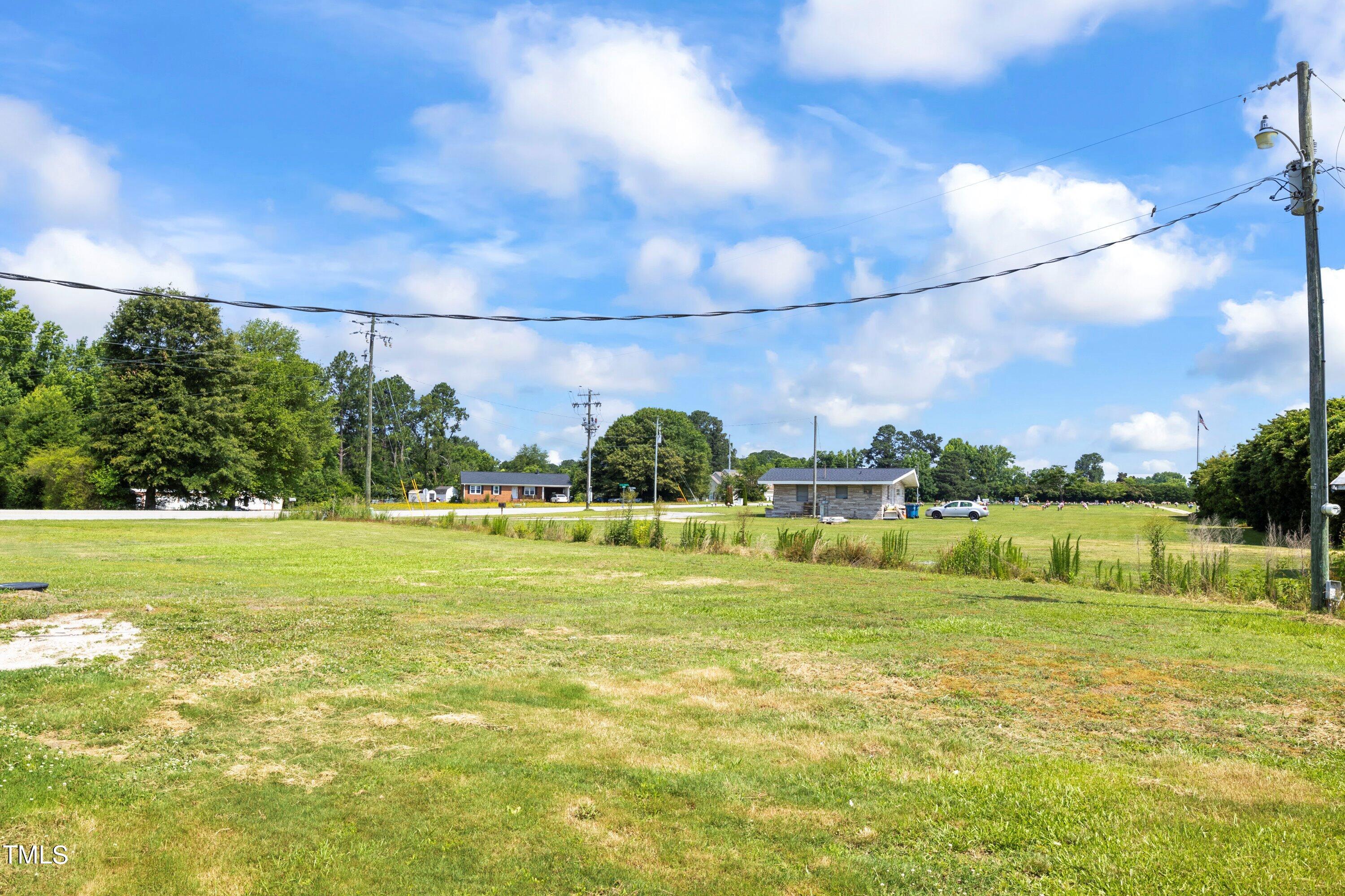 11 Partin Road Dunn, NC 28334 - Photo 37 of 46 10-2024060611 Partin Rd010