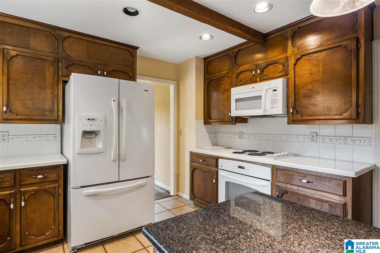 3634 Knightsbridge Road Mountain Brook, AL 35223 - Photo 13 of 37 Gallery Image 13