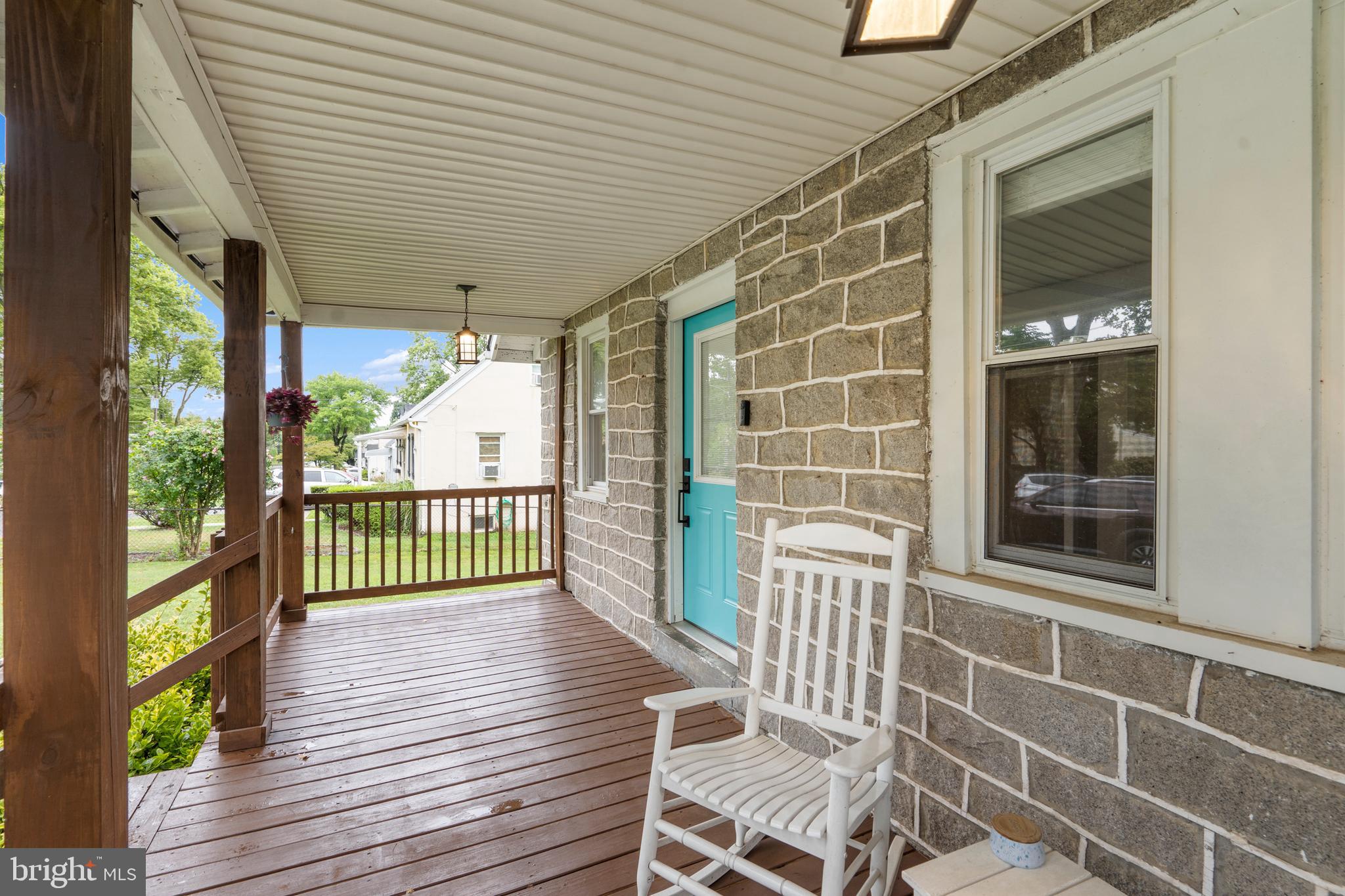 240 Madison Road Willow Grove, PA 19090 - Photo 3 of 32