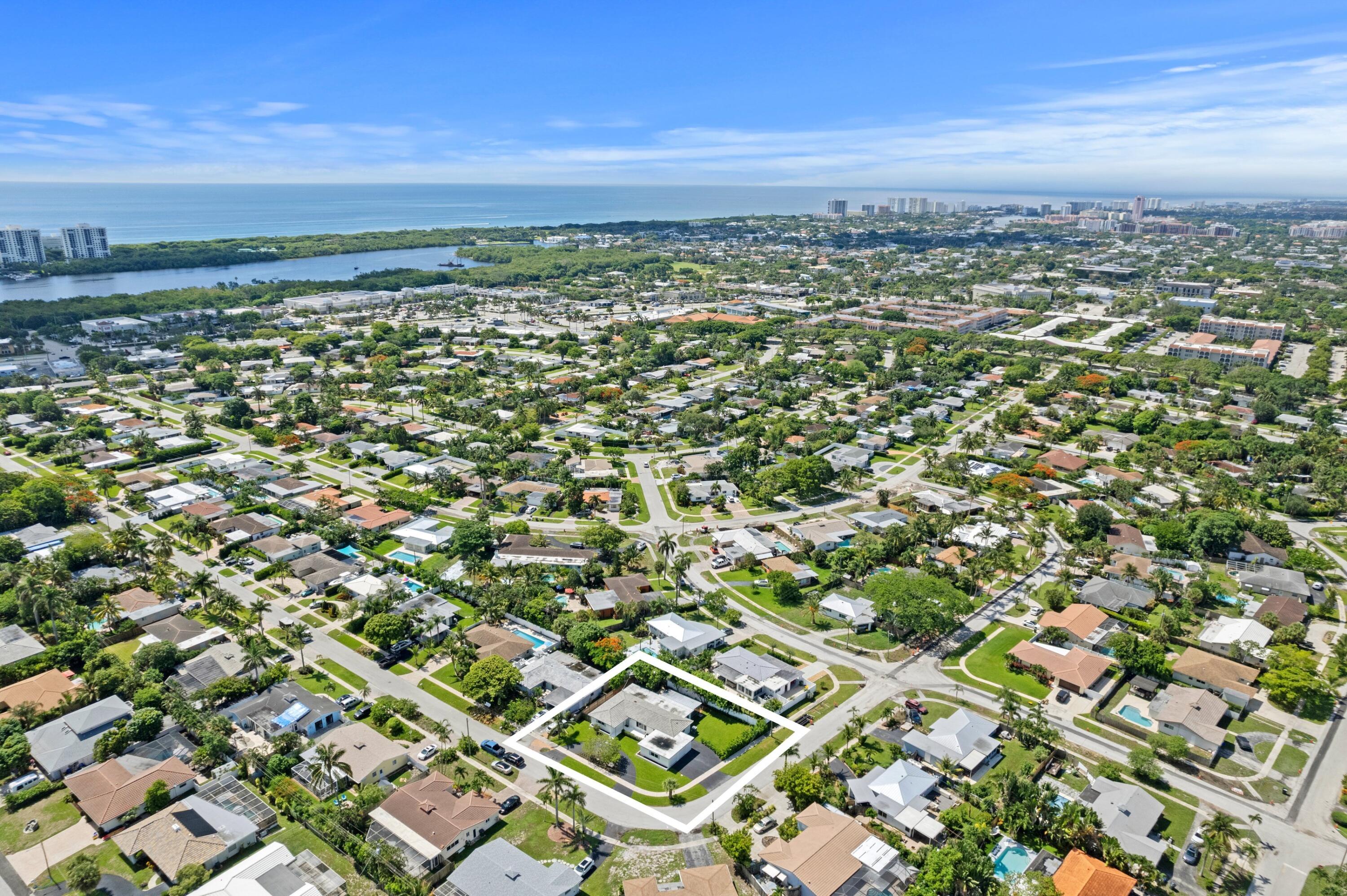 300 Northeast 24th Street Boca Raton, FL 33431 - Photo 3 of 28 Aerial View