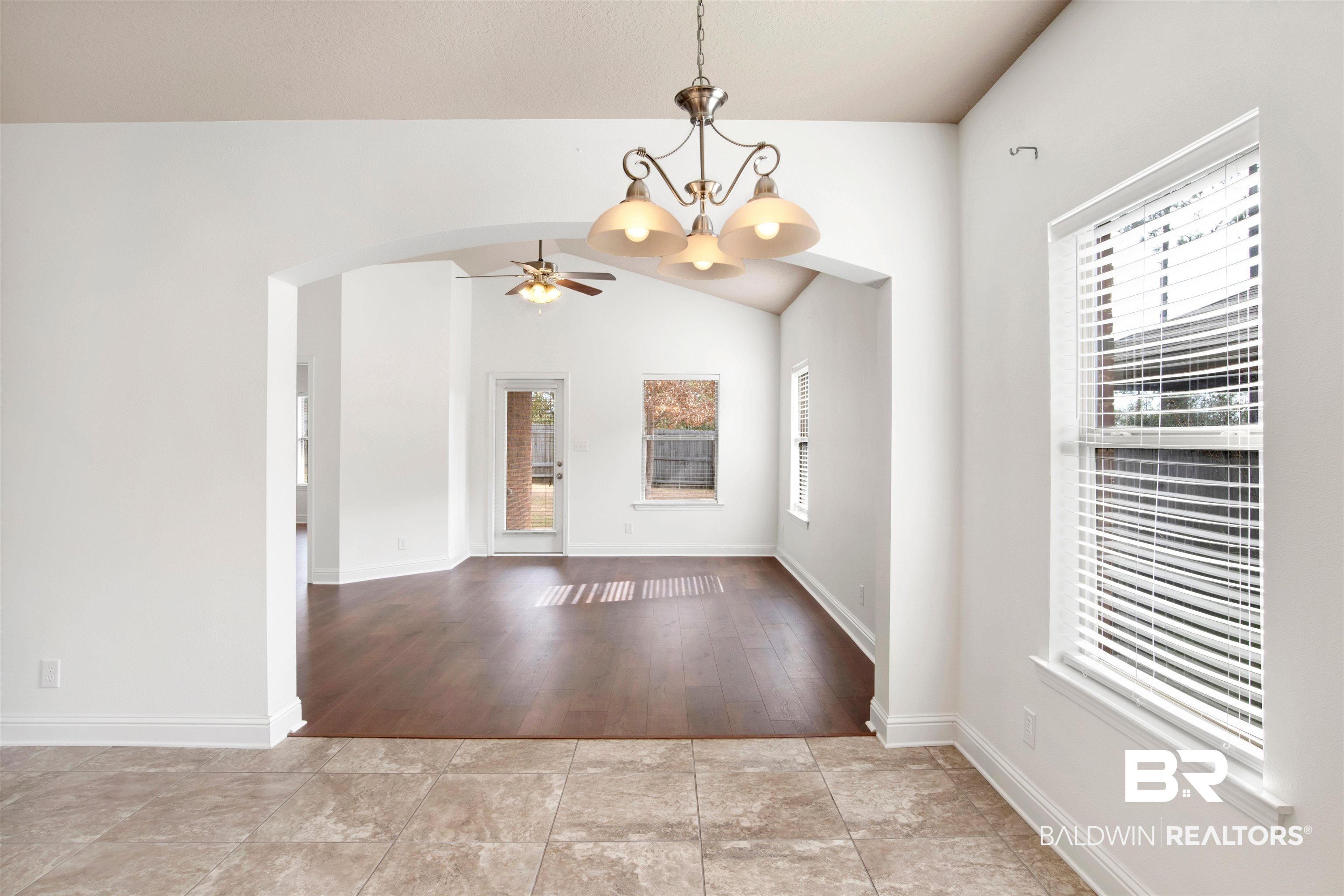 10638 Orkney Way Daphne, AL 36527 - Photo 9 of 28