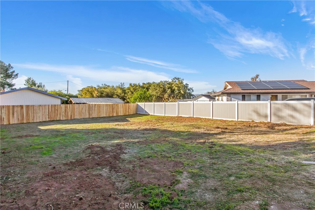 13376 Robin Court Yucaipa, CA 92399 - Photo 32 of 40