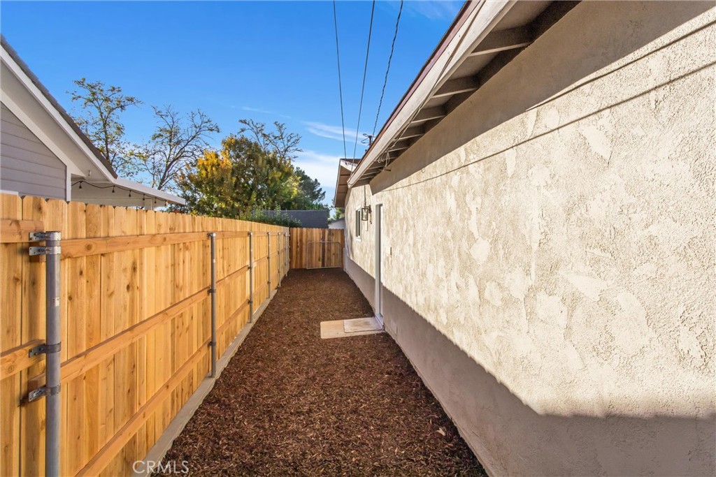 13376 Robin Court Yucaipa, CA 92399 - Photo 37 of 40