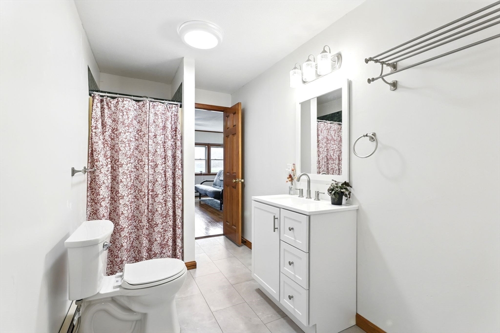 16 Pomeroy Meadow Road Easthampton, MA 01027 - Photo 27 of 41