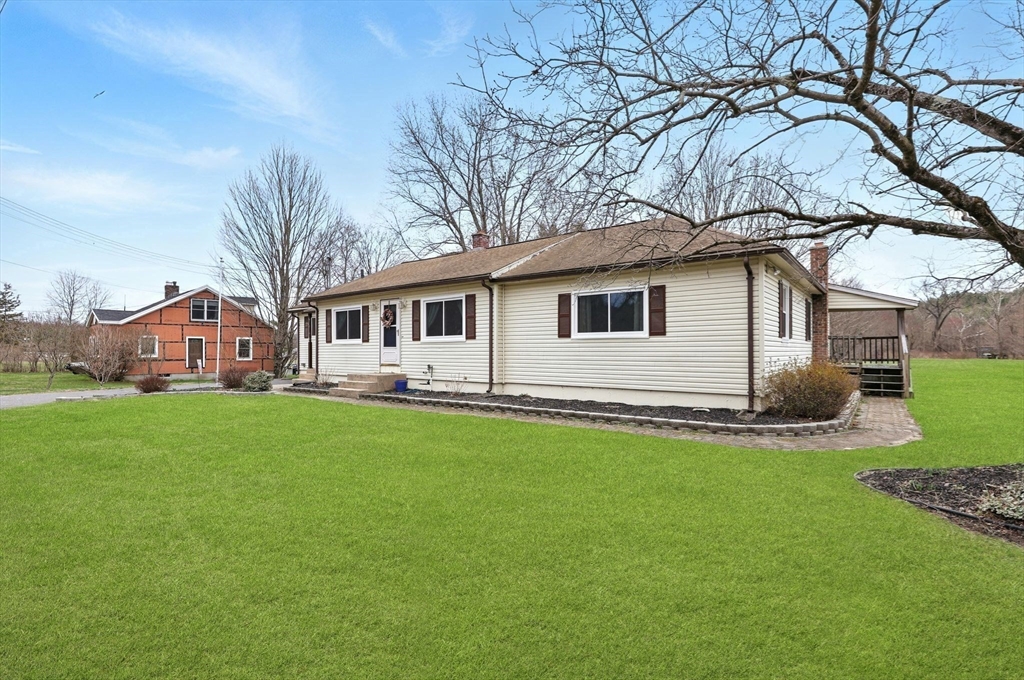 16 Pomeroy Meadow Road Easthampton, MA 01027 - Photo 31 of 41