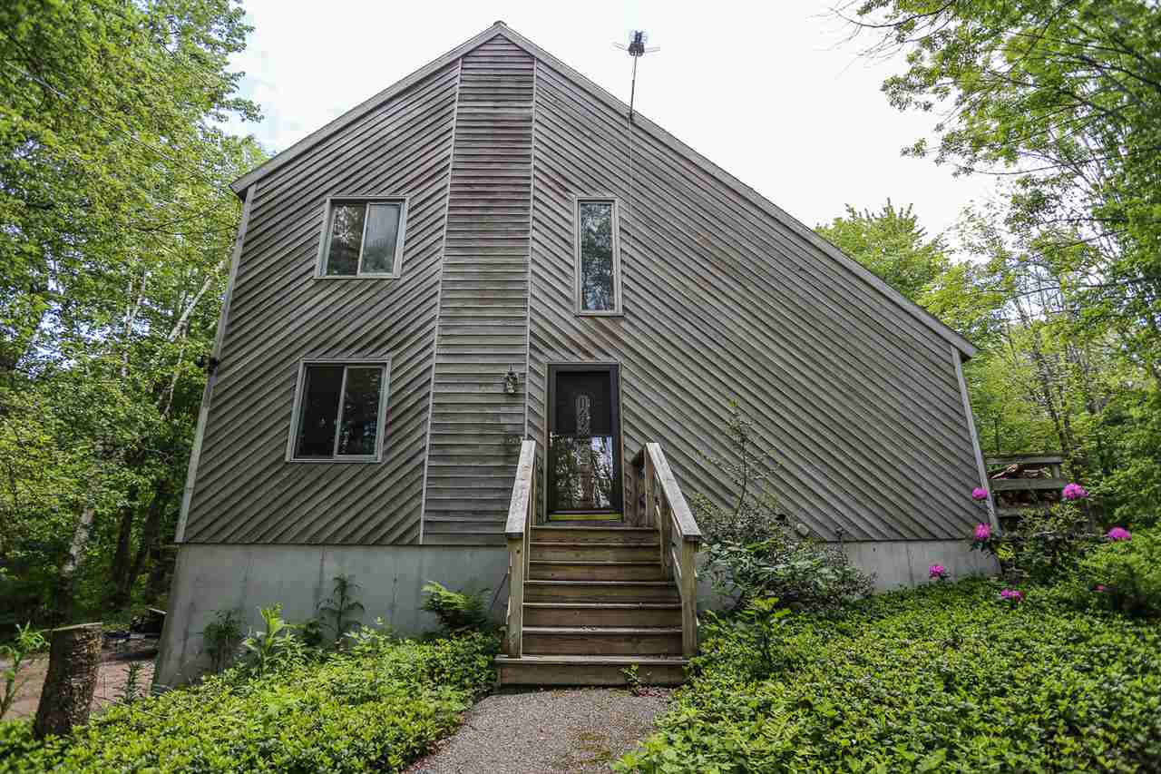 163 Wheel Wright Road Hampstead, NH 03841 - Photo 2 of 40