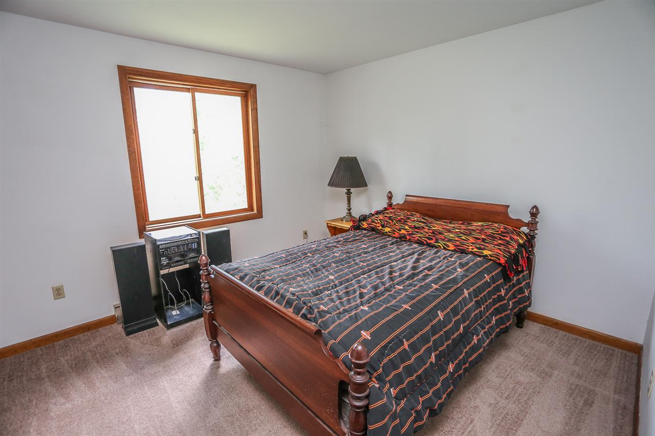 163 Wheel Wright Road Hampstead, NH 03841 - Photo 24 of 40