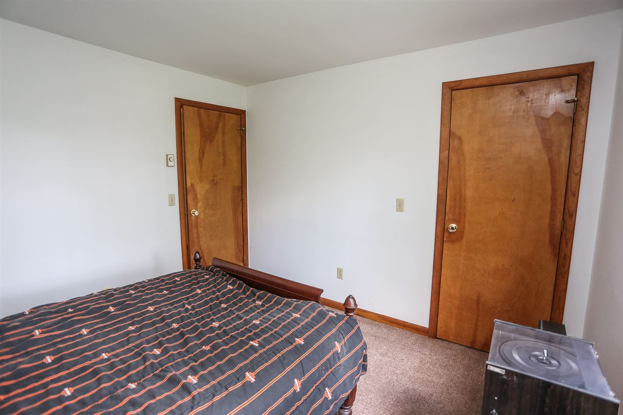 163 Wheel Wright Road Hampstead, NH 03841 - Photo 25 of 40