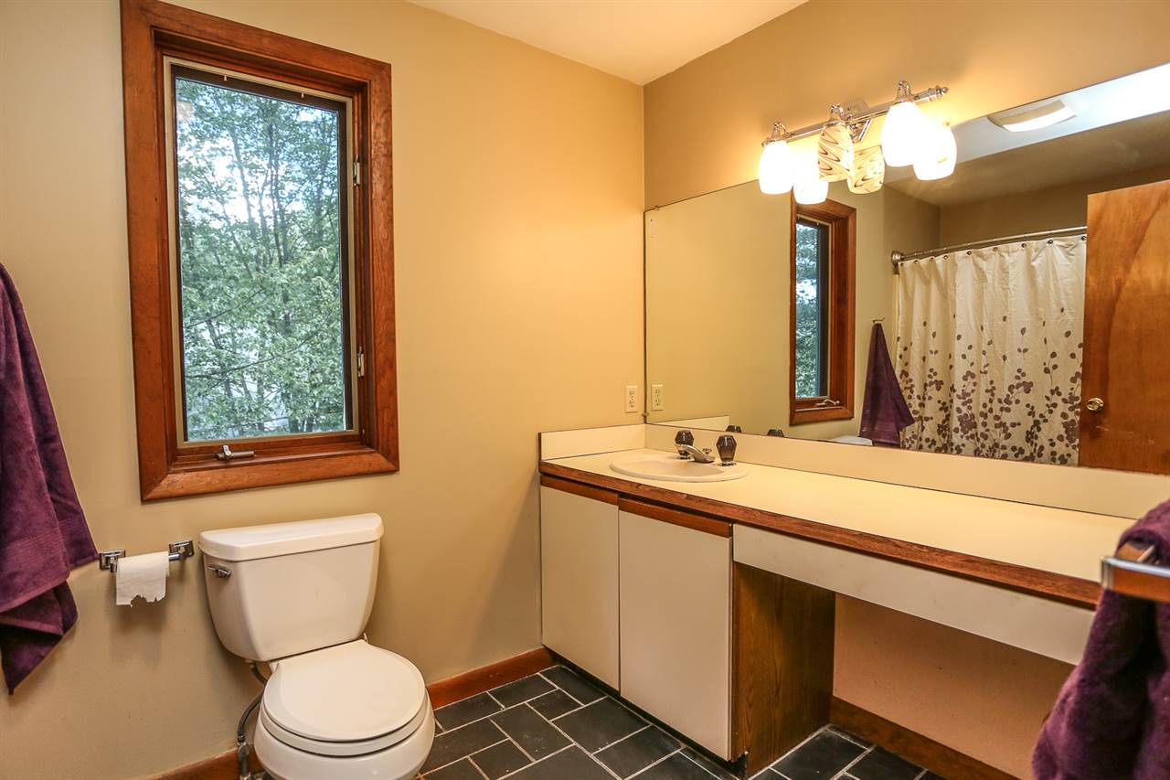 163 Wheel Wright Road Hampstead, NH 03841 - Photo 28 of 40