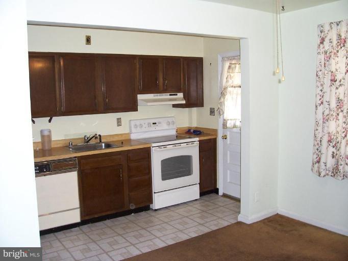 3416 Dunran Road Dundalk, MD 21222 - Photo 7 of 29 Kitchen #2