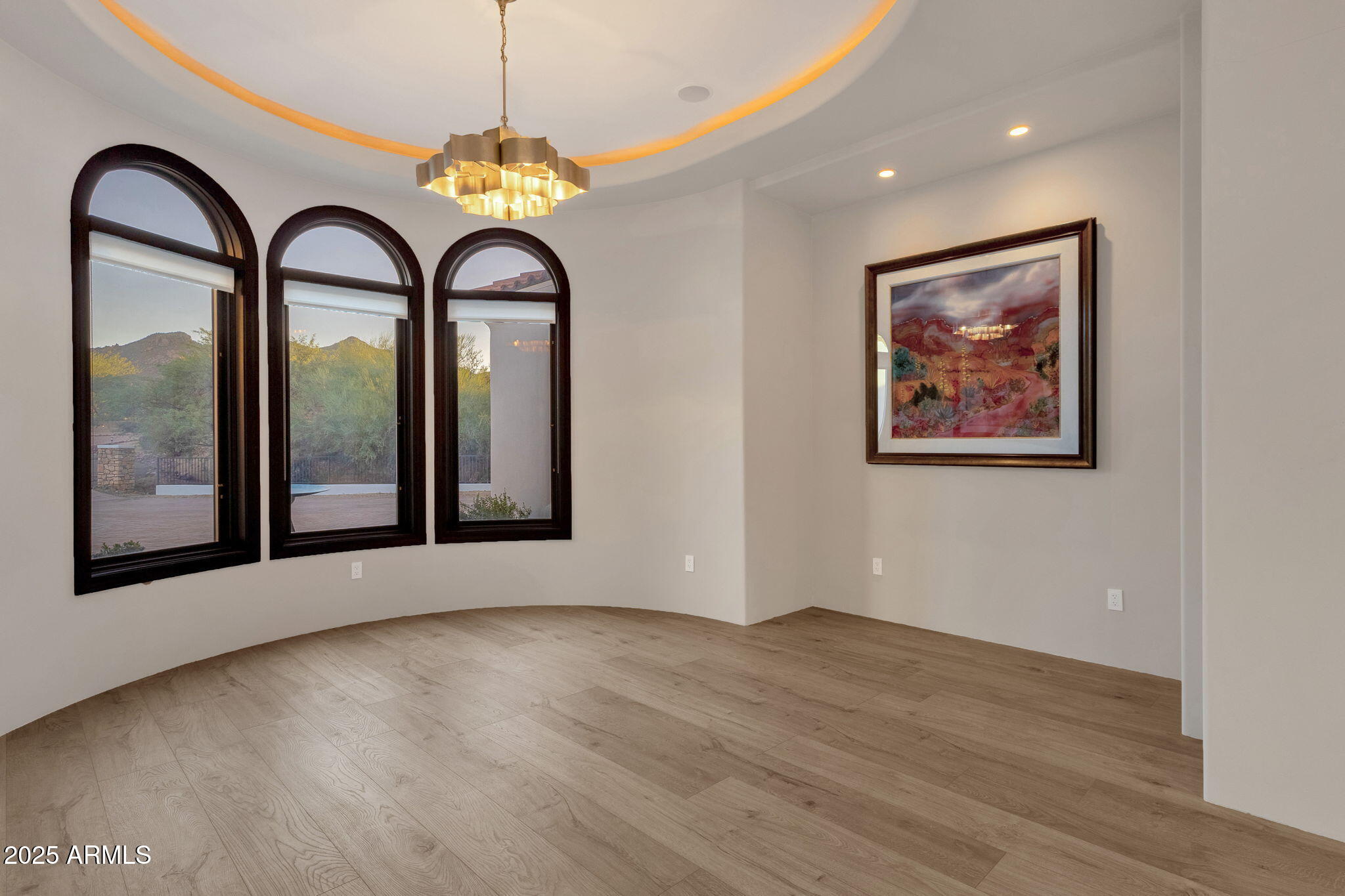 6832 East Stevens Road Cave Creek, AZ 85331 - Photo 17 of 56 Living room