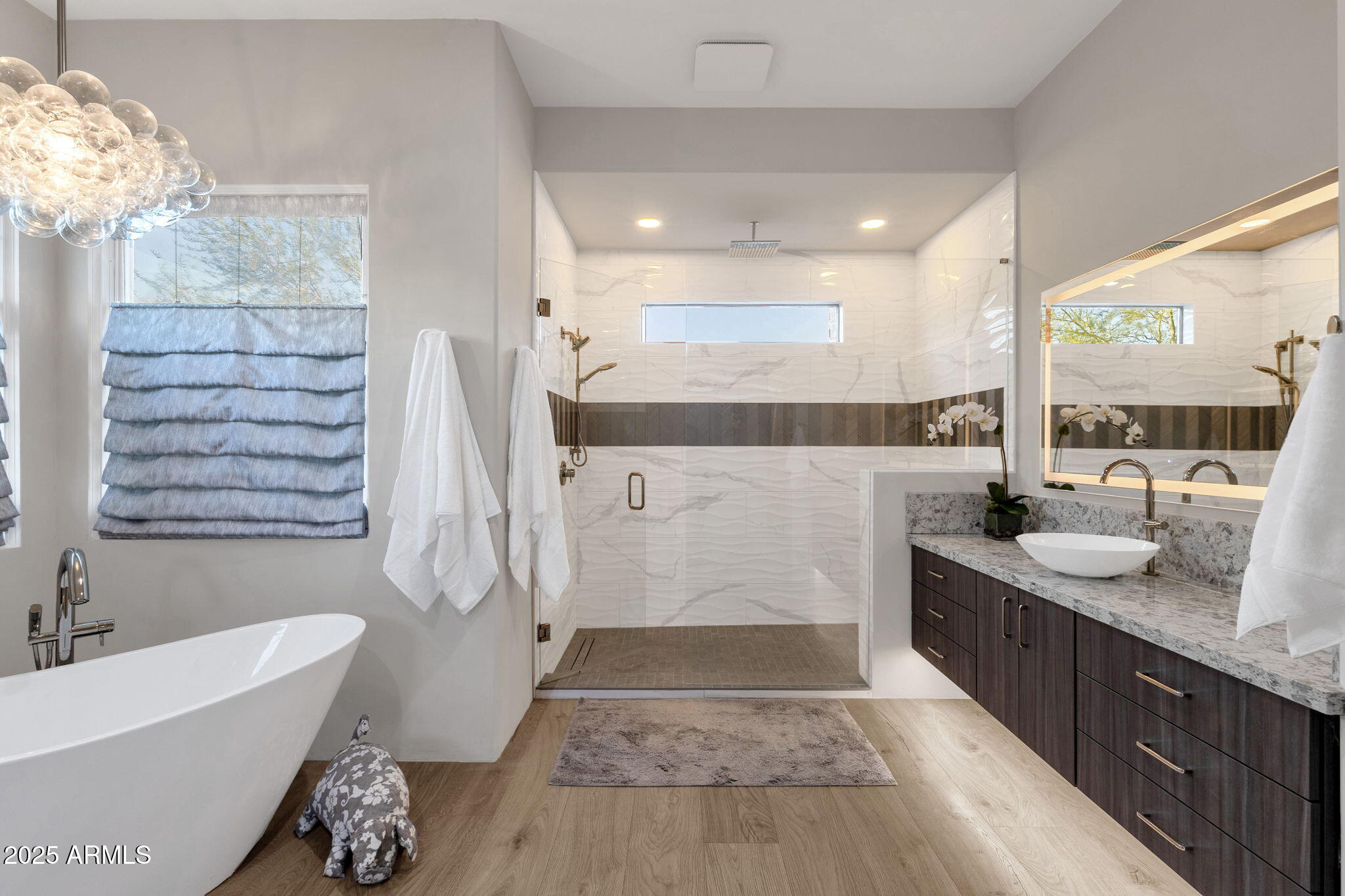 6832 East Stevens Road Cave Creek, AZ 85331 - Photo 27 of 56 Primary bathroom