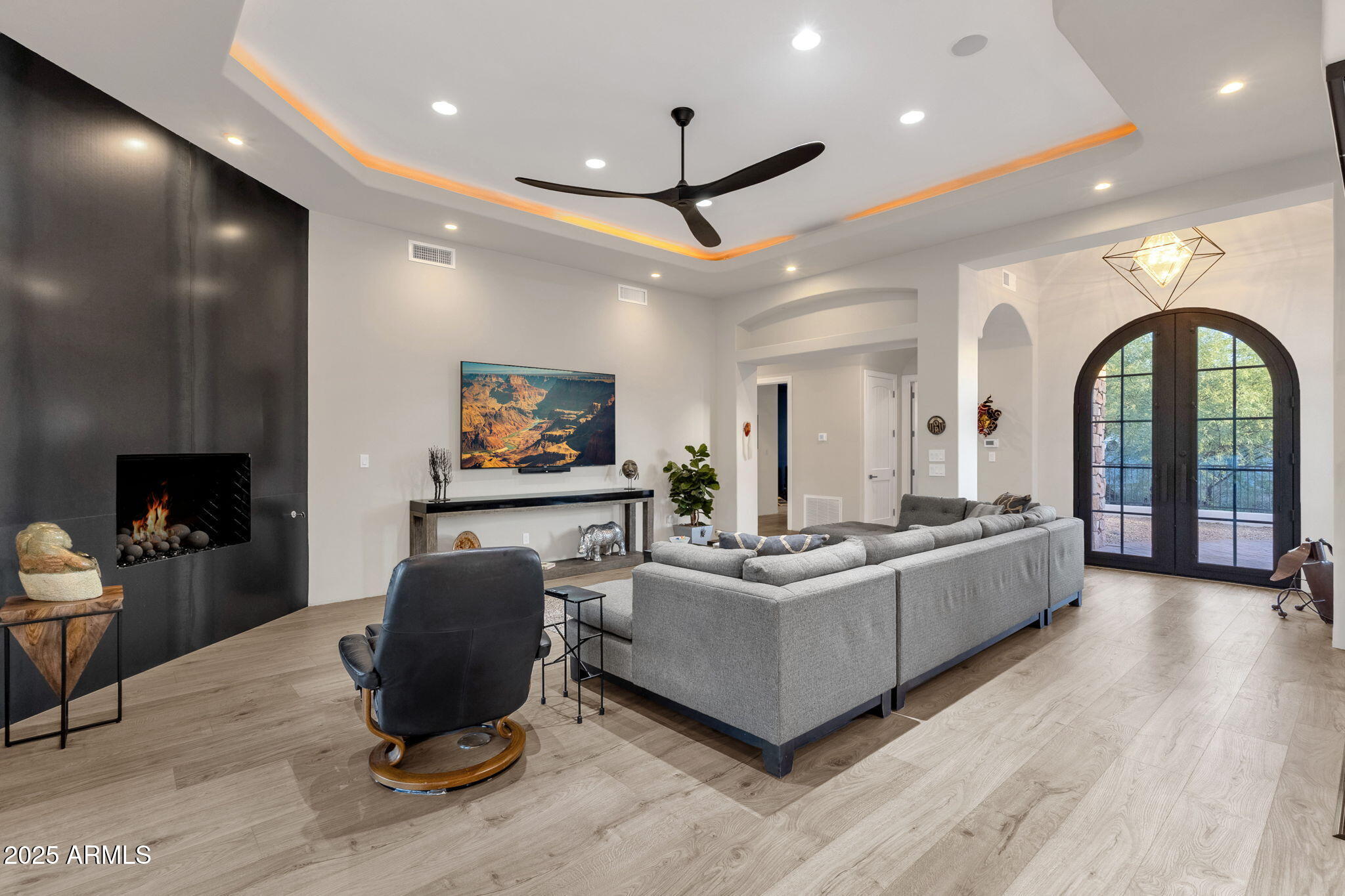 6832 East Stevens Road Cave Creek, AZ 85331 - Photo 5 of 56 Great room