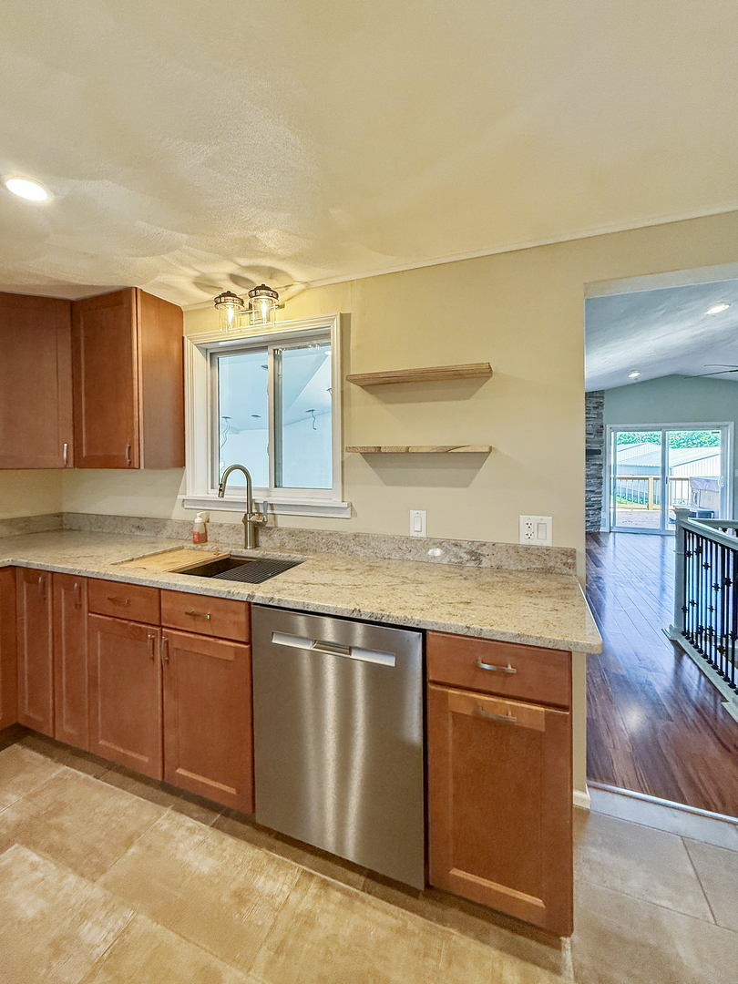 3157 South Baileyville Road Freeport, IL 61032 - Photo 13 of 39