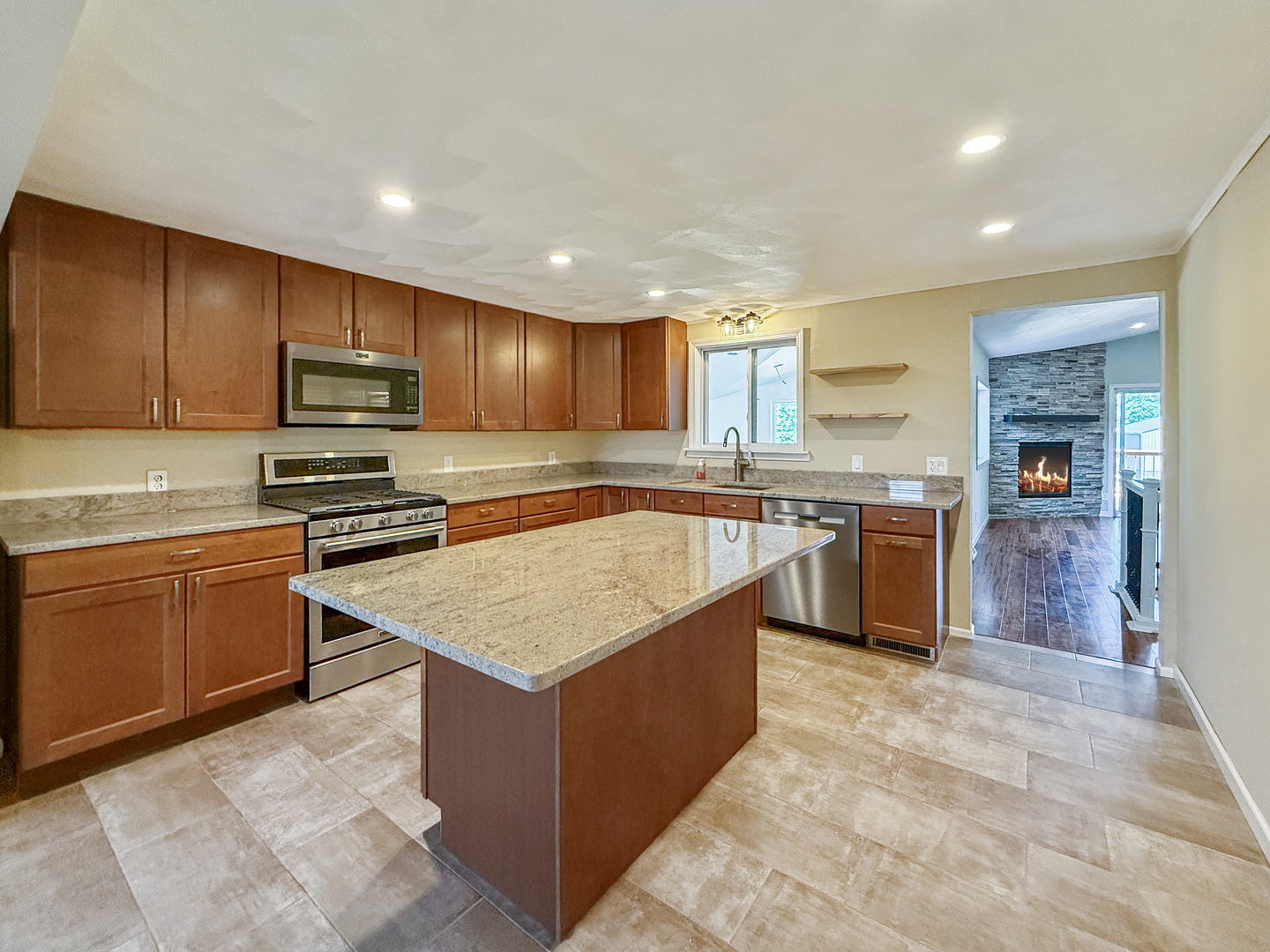3157 South Baileyville Road Freeport, IL 61032 - Photo 8 of 39