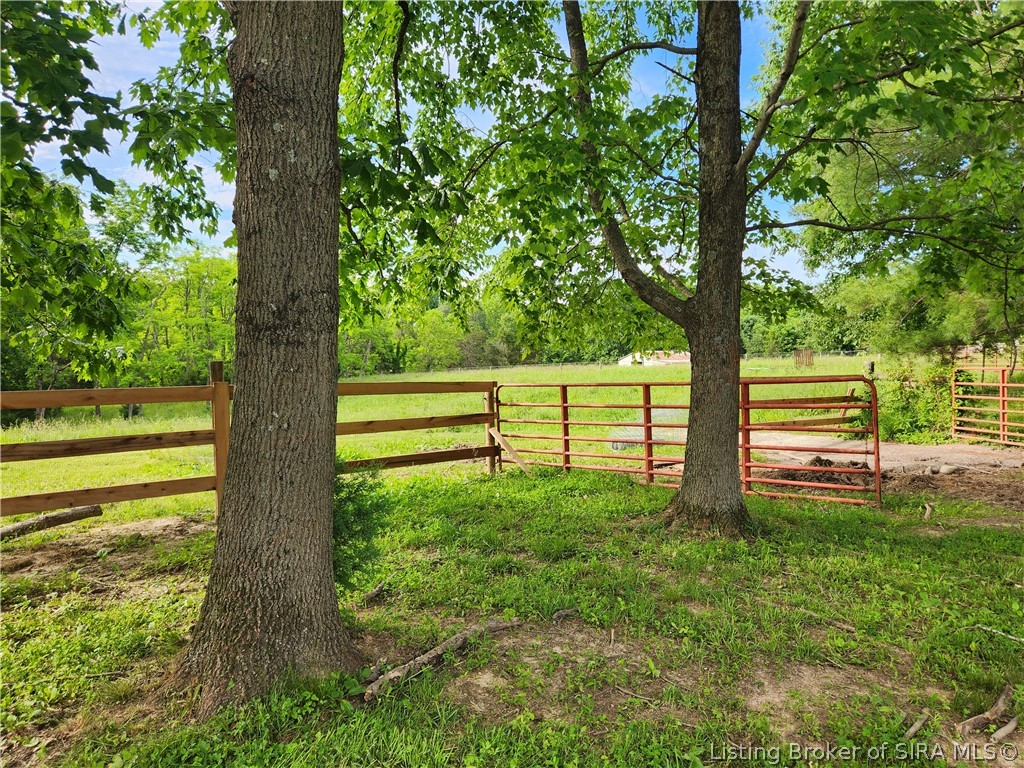 1904 Getty Road Lexington, IN 47138 - Photo 10 of 44