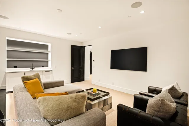 $23,495,000 | 137 Westview Drive, Aspen, CO 81611