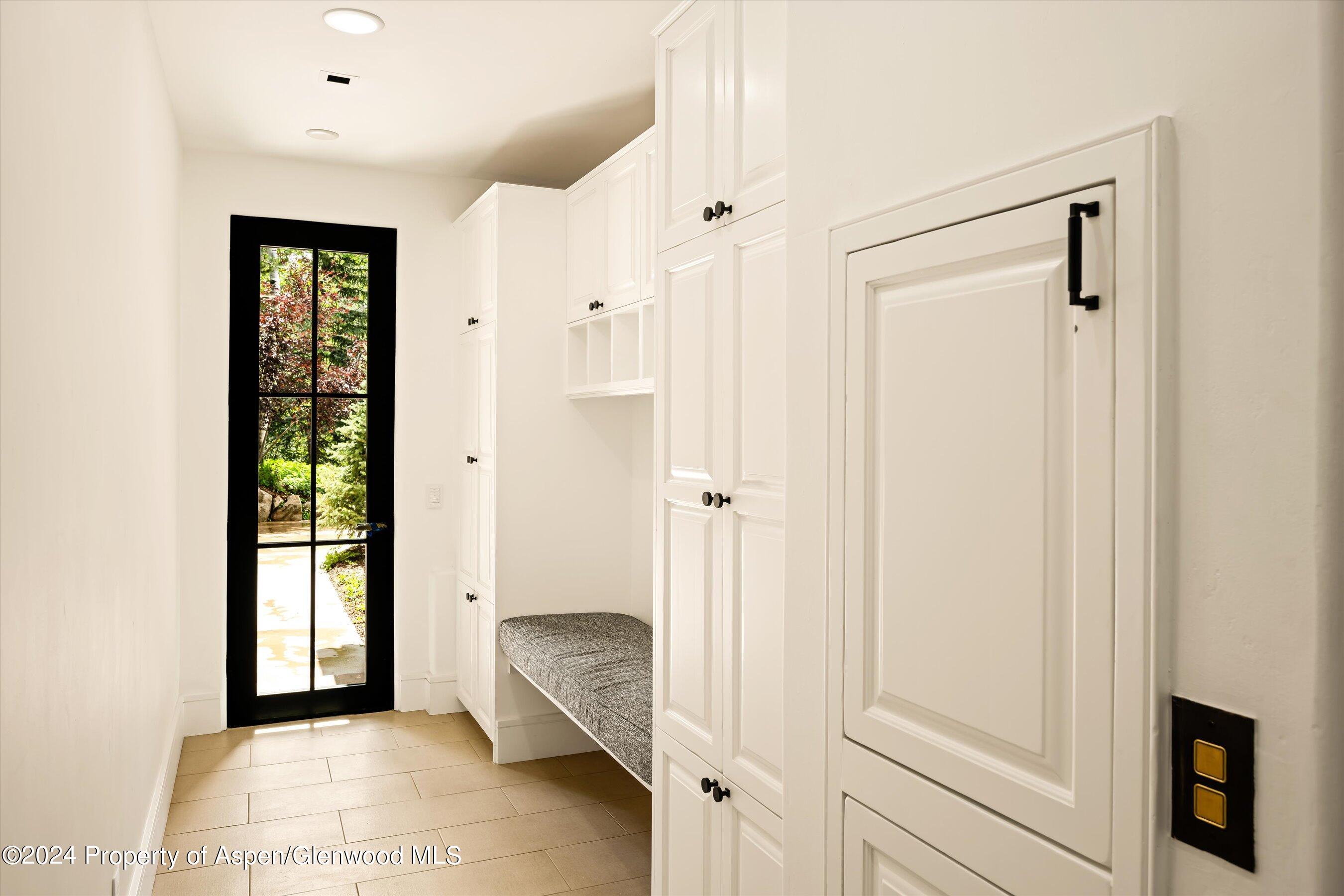 137 Westview Drive Aspen, CO 81611 - Photo 41 of 49 80-137WestViewDr_24081961