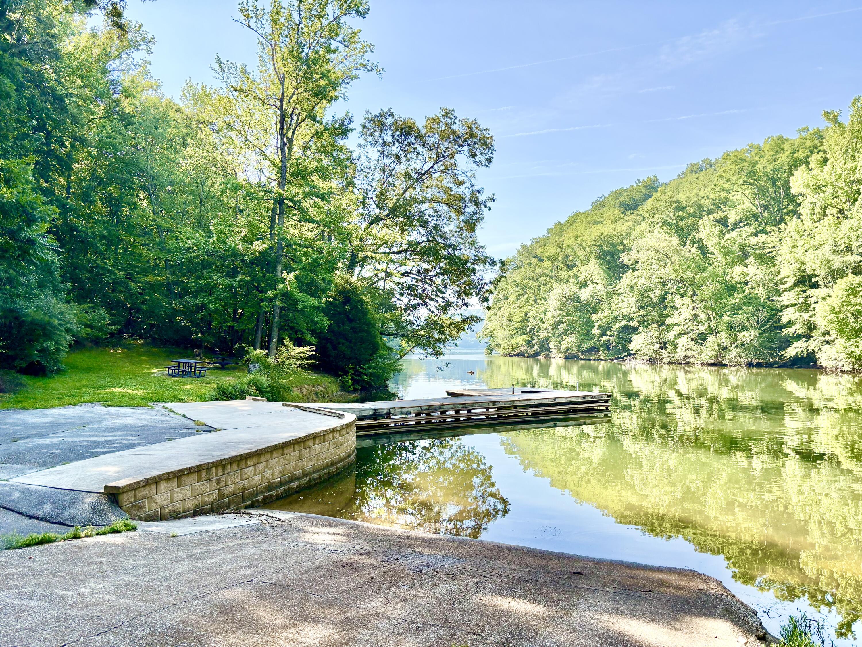 1808 Hidden Harbor Road Hixson, TN 37343 - Photo 64 of 73 community boat launch, dock, picnic area