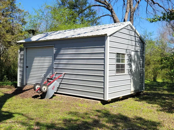 $350,000 | 355 Clay Street, Oakland, TN 38060