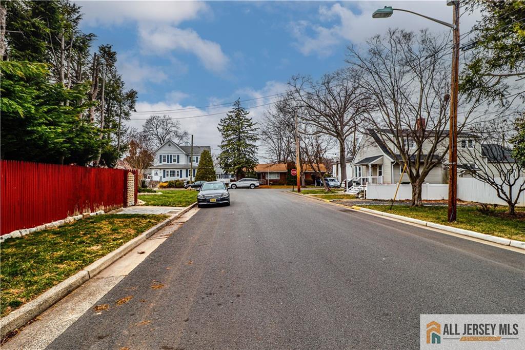 13 Riverview Avenue Edison, NJ 08817 - Photo 6 of 8