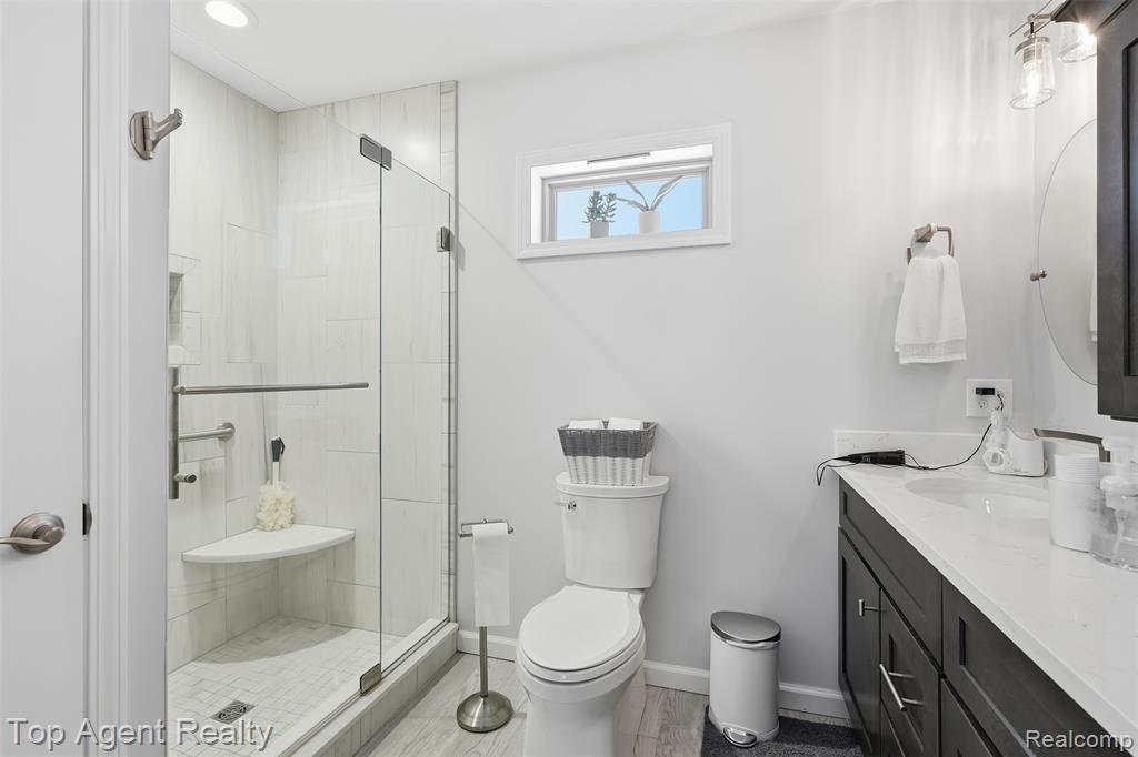1248 Ridgeview Circle Lake Orion, MI 48362 - Photo 26 of 74 Gallery Image 26