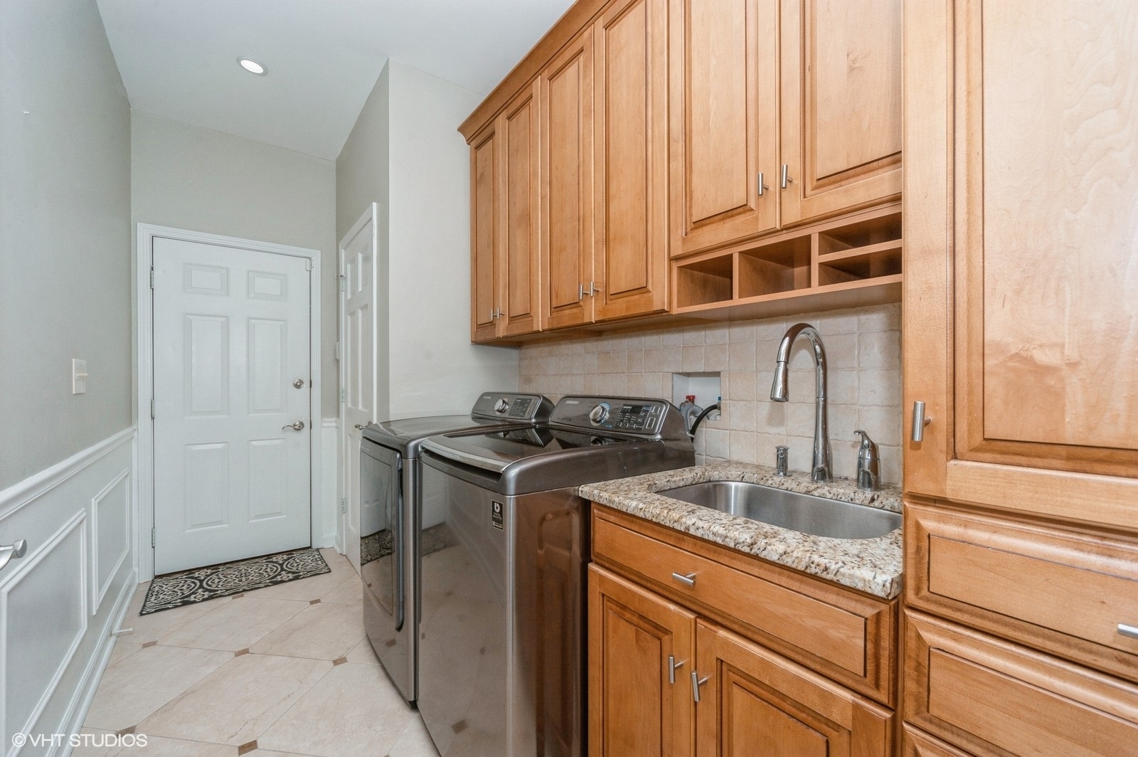 Undisclosed Address Long Grove, IL 60047 - Photo 10 of 12