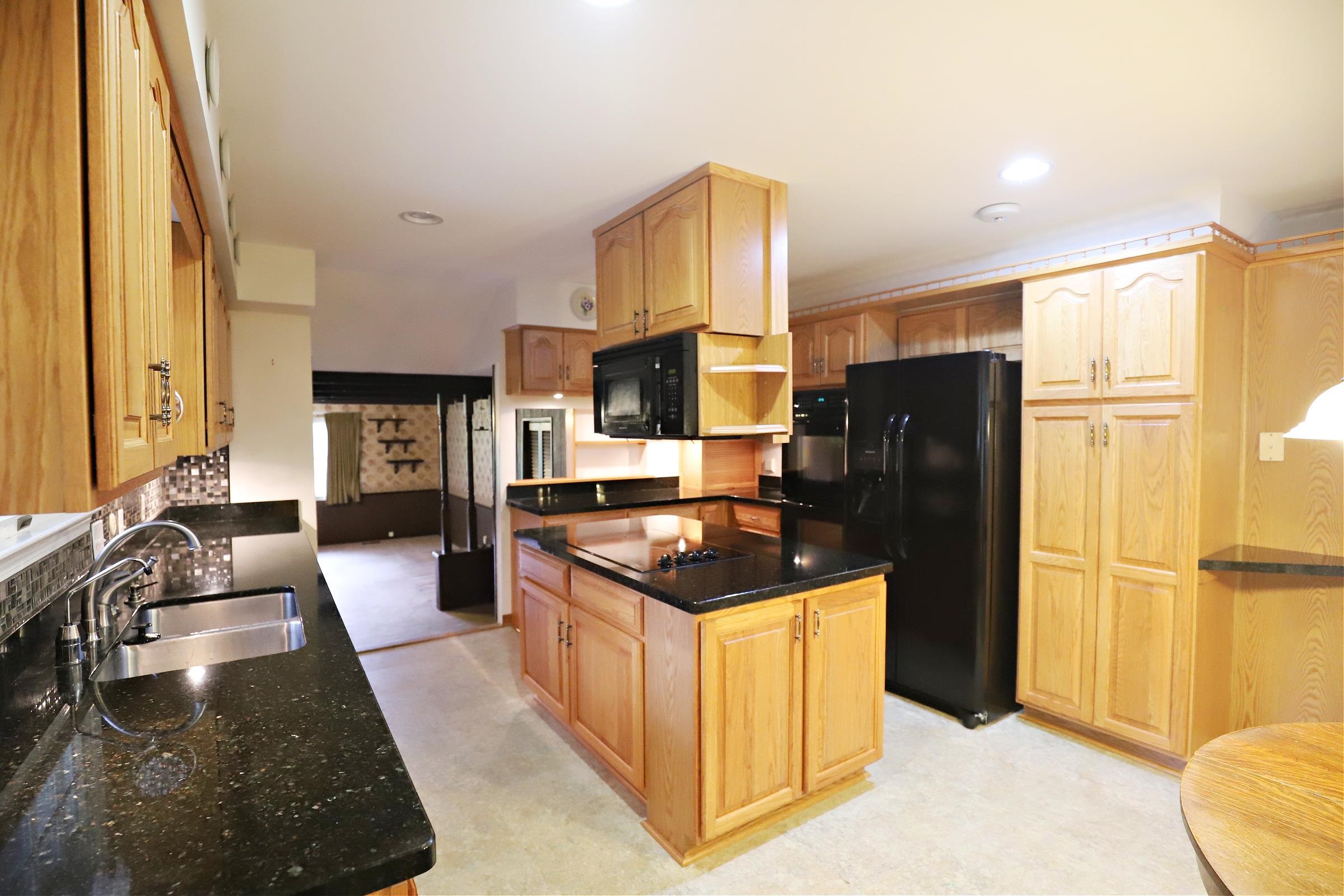 4042 West Farrand Road Clio, MI 48420 - Photo 17 of 33