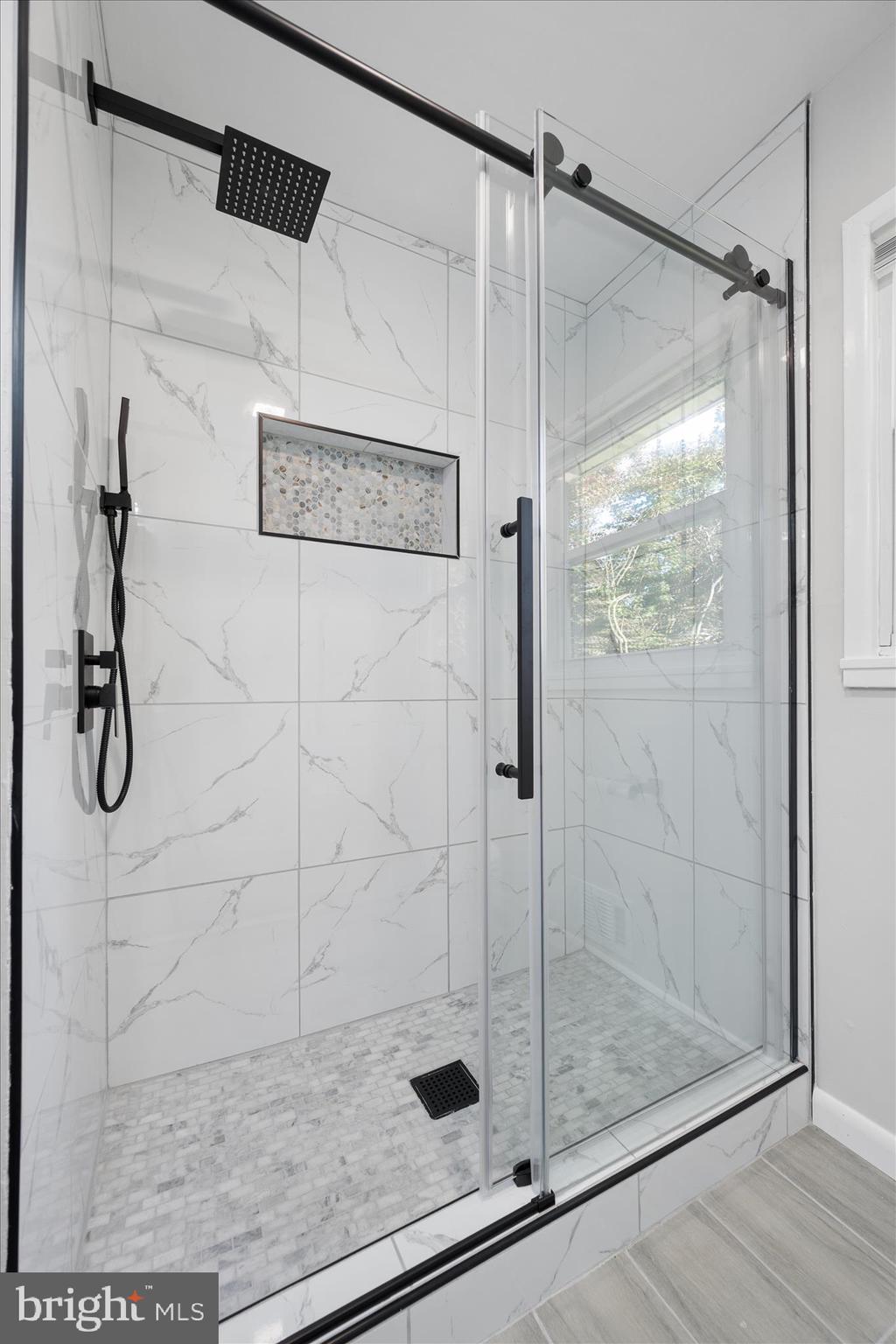 115 Woodland Road Gaithersburg, MD 20877 - Photo 24 of 40 Love the Tile Work