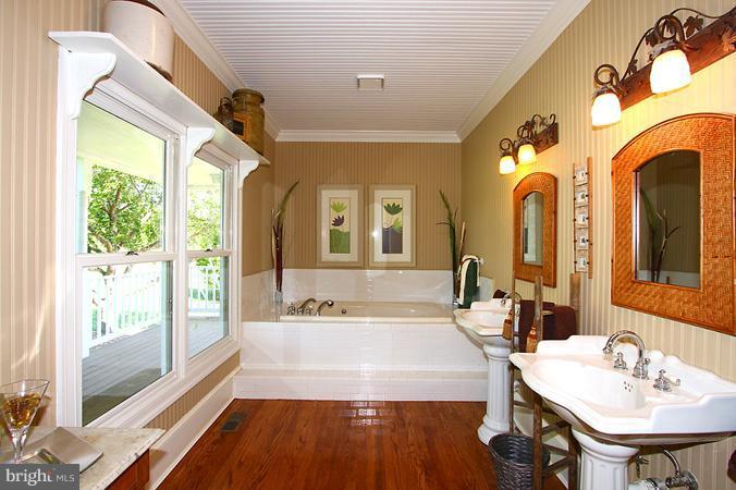 4040 Governor Almond Road Locust Grove, VA 22508 - Photo 13 of 25 Master Bathroom