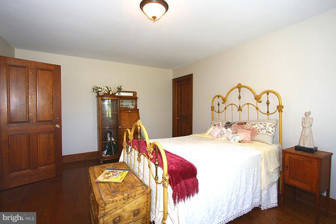 4040 Governor Almond Road Locust Grove, VA 22508 - Photo 21 of 25 Guest Bedroom #1