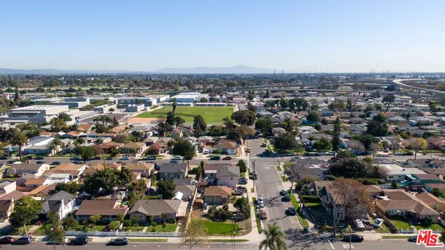 $699,000 | 11579 Virginia Avenue, Lynwood, CA 90262