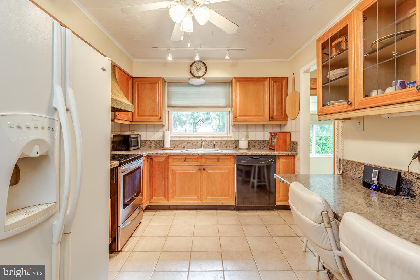 501 Bancroft Road Cherry Hill, NJ 08034 - Photo 15 of 28 Kitchen