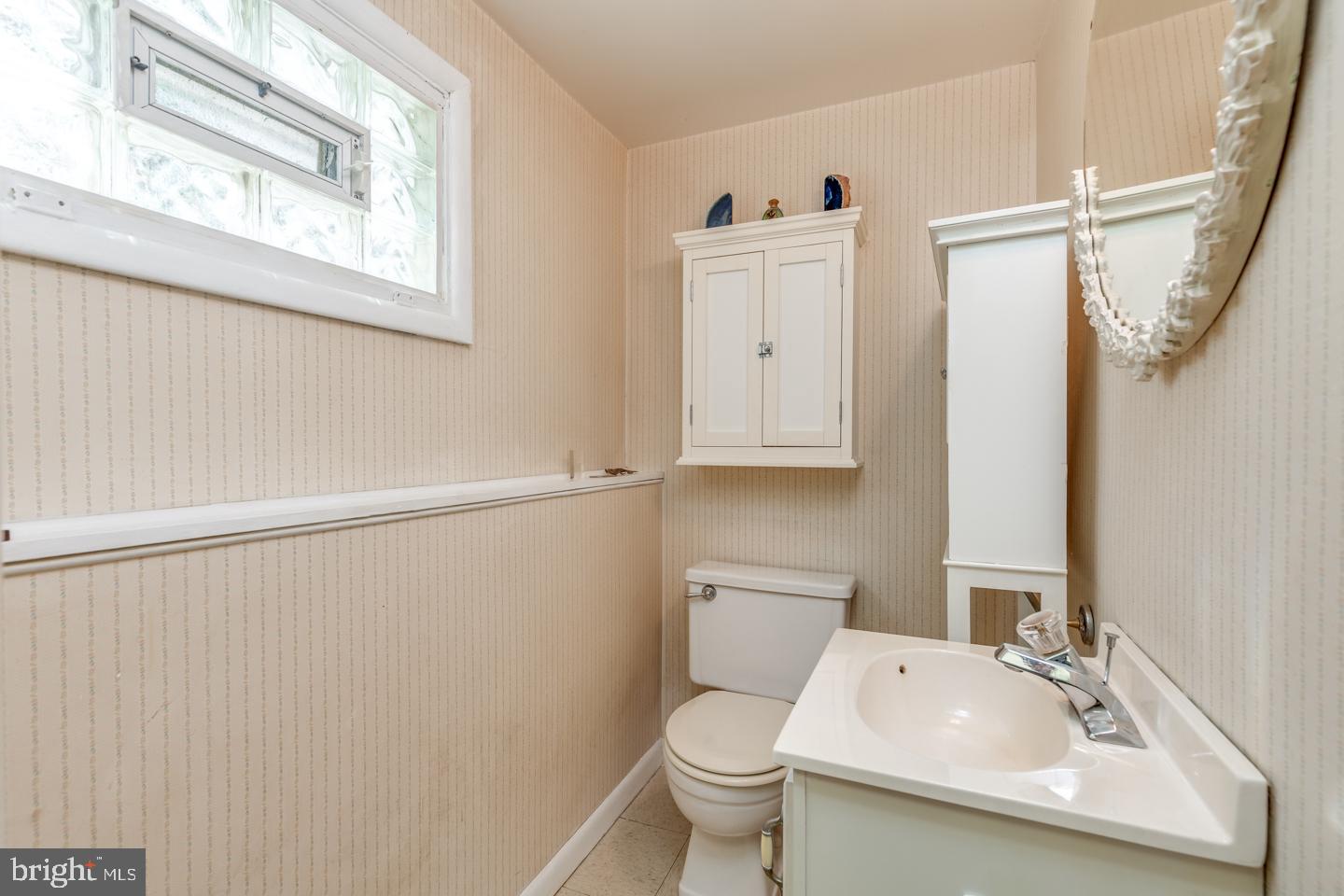501 Bancroft Road Cherry Hill, NJ 08034 - Photo 18 of 28 Powder room