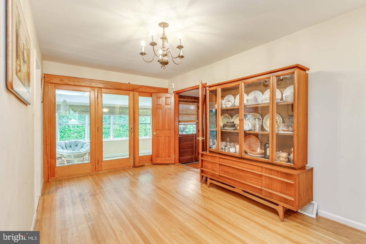 501 Bancroft Road Cherry Hill, NJ 08034 - Photo 7 of 28 Dining Area