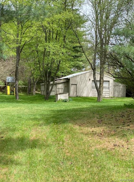 2454 Rossman Road Caro, MI 48723 - Photo 1 of 13