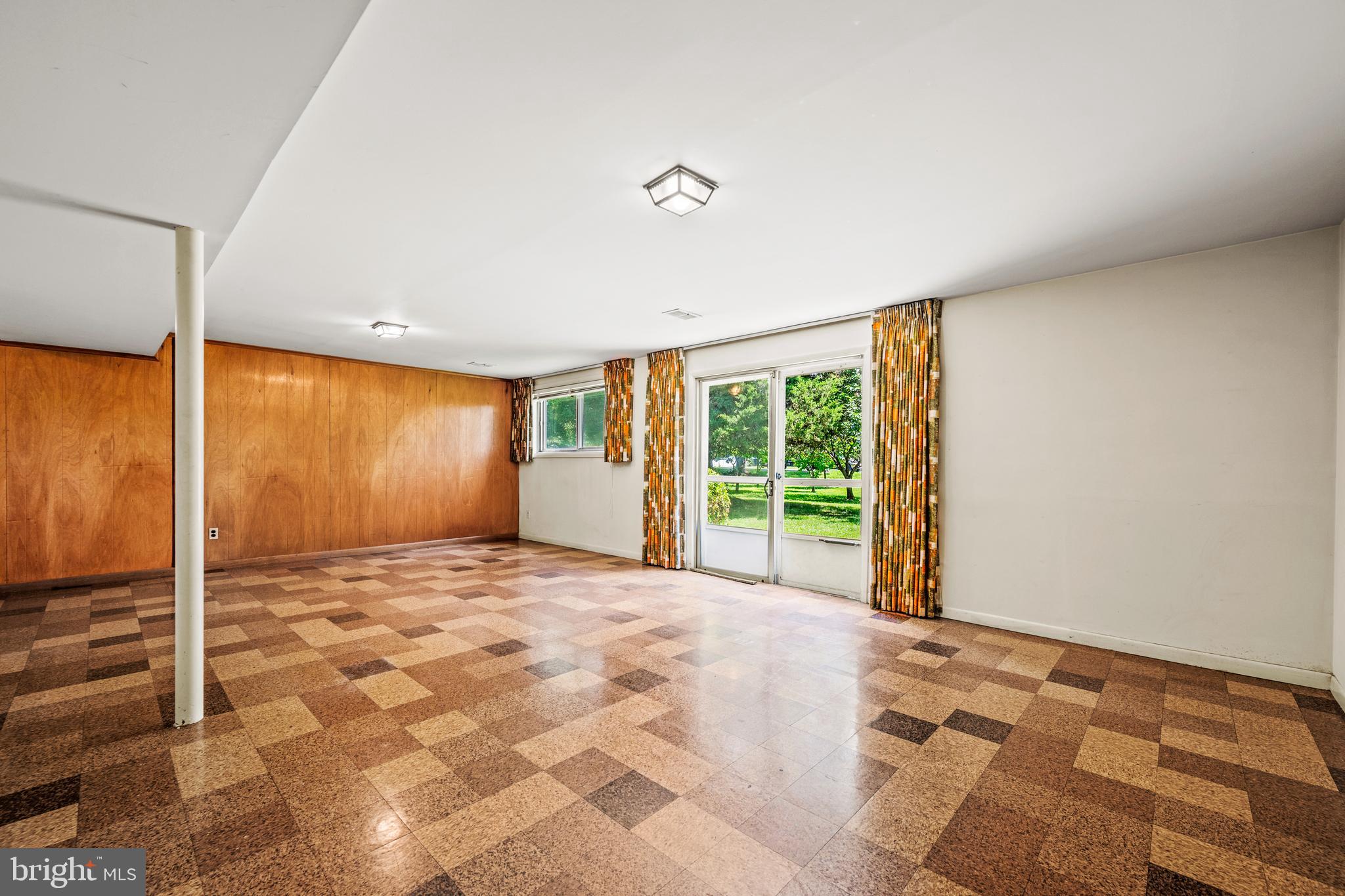 11105 Slye Court Silver Spring, MD 20902 - Photo 27 of 42 LL Rec Room