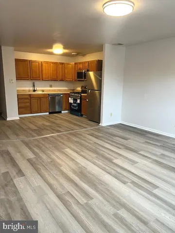 a view of a livingroom with furniture