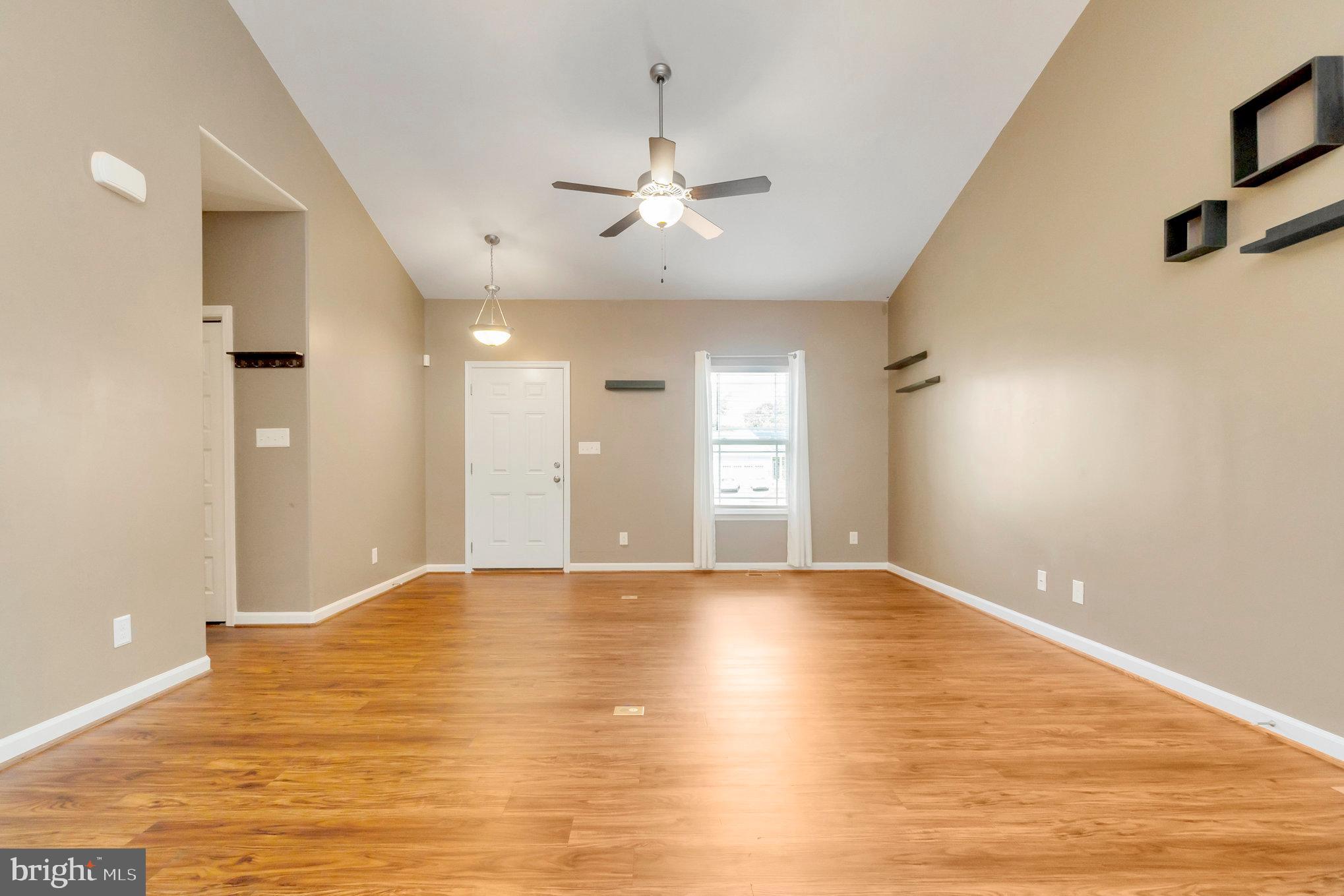 106 Ridgeway Street Fredericksburg, VA 22401 - Photo 8 of 32 Gallery Image 8