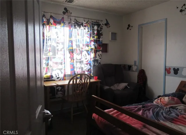 $440,000 | 15774 Winnebago Road, Apple Valley, CA 92307