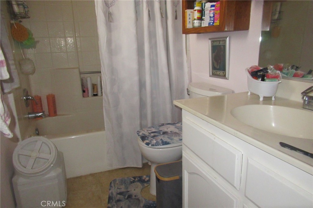 15774 Winnebago Road Apple Valley, CA 92307 - Photo 14 of 22