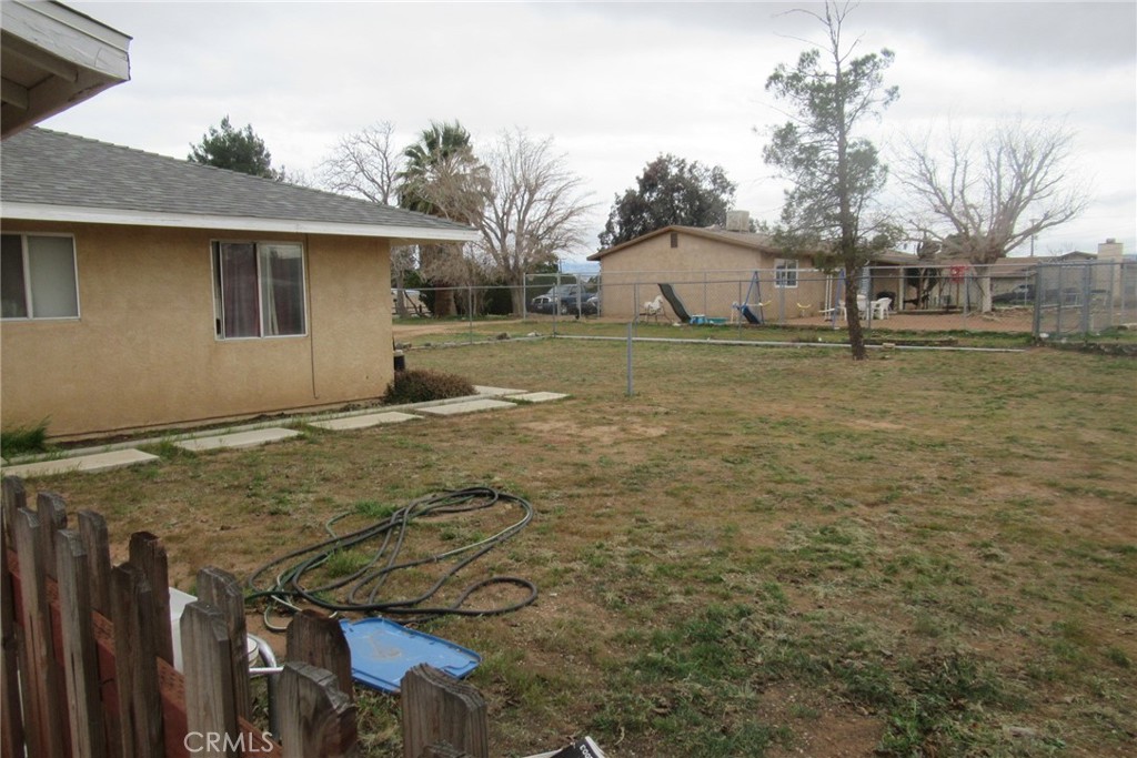 15774 Winnebago Road Apple Valley, CA 92307 - Photo 19 of 22