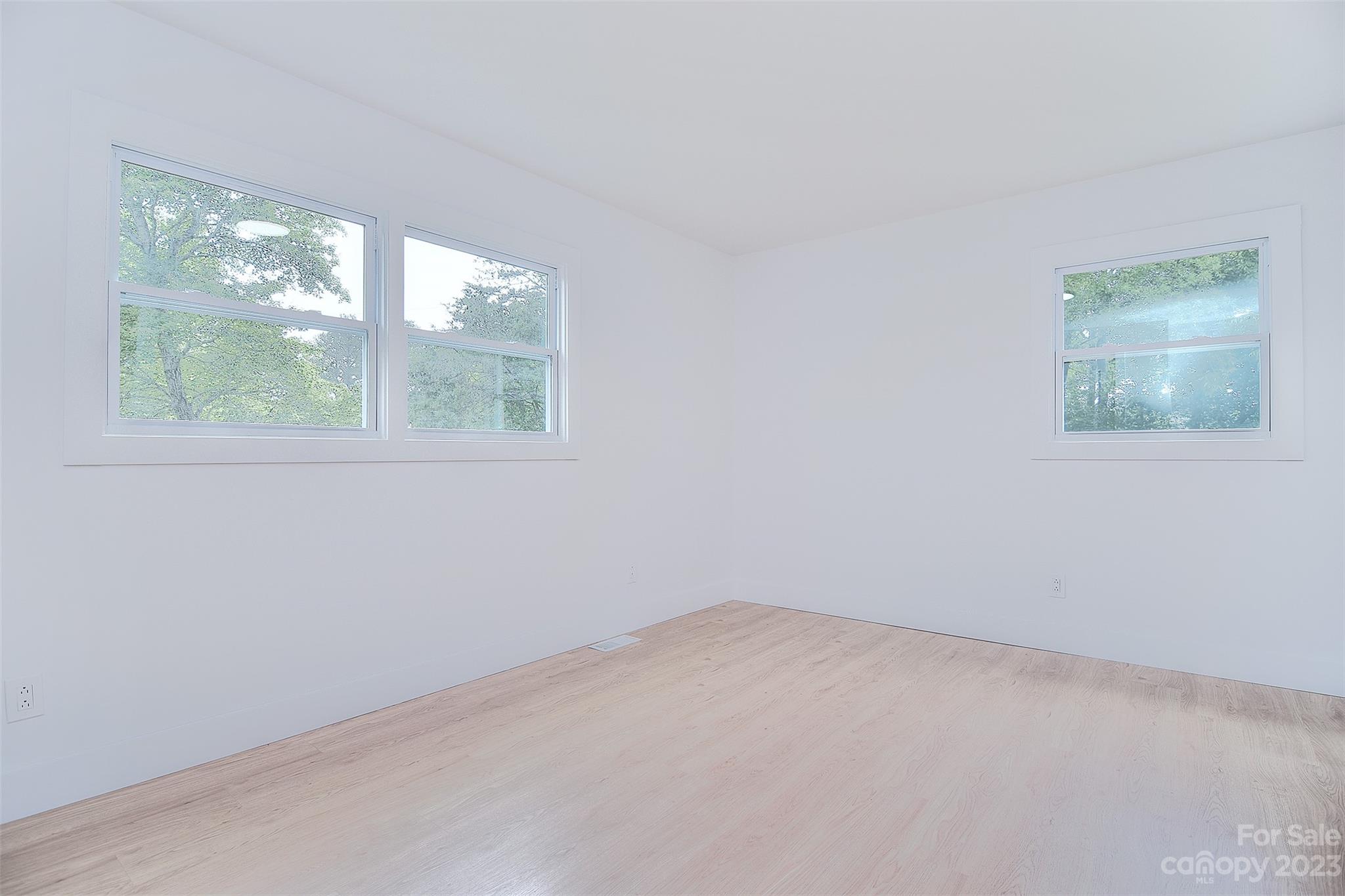 838 Culdesac Road Lancaster, SC 29720 - Photo 14 of 30 an empty room with a window