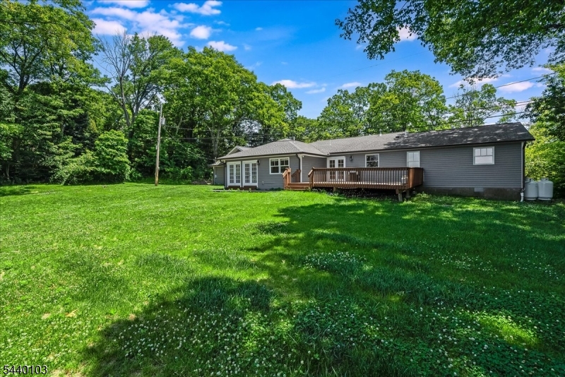 8 Sheeprock Road Kinnelon, NJ 07405 - Photo 33 of 47